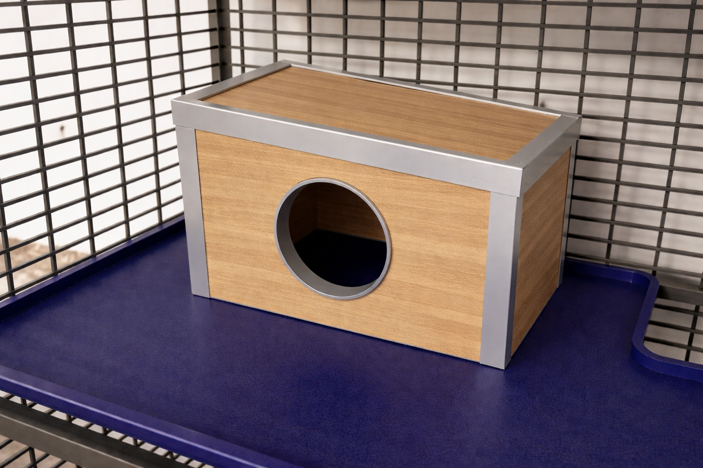 Casetta con Tetto Inclinato in Legno Impermeabile con Bordi in Alluminio